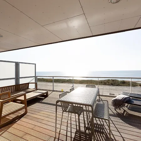 Luxury Seaview For 4 Apartment *